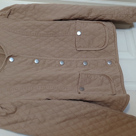 ♥️Host Pick♥️ NWT OPHELIA ROE QUILTED CROP JACKET - Picture 3 of 9